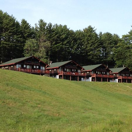 Swiss Chalets Village Inn Норт-Конвей Екстер'єр фото