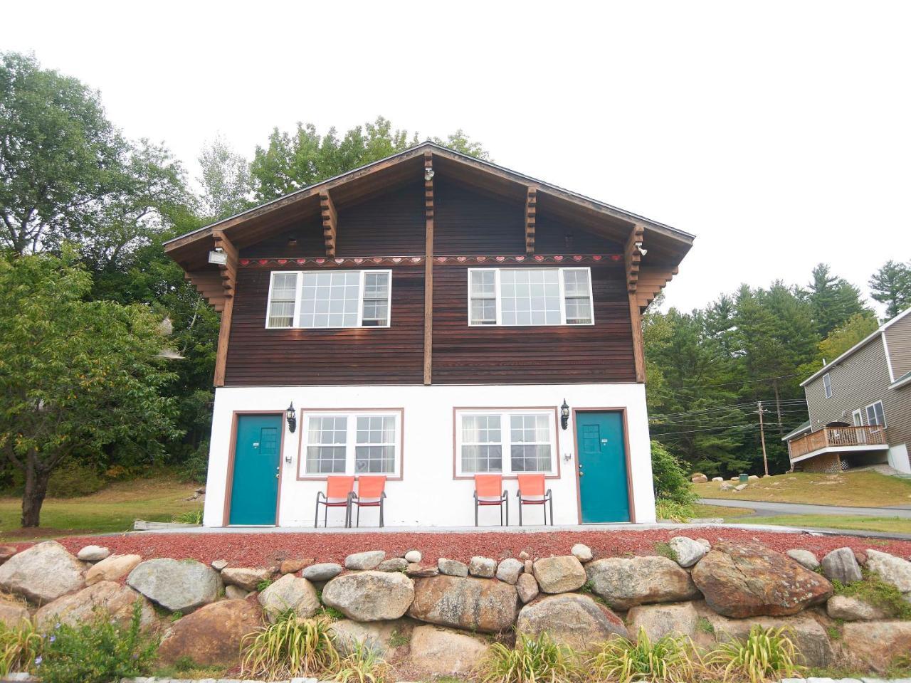 Swiss Chalets Village Inn Норт-Конвей Екстер'єр фото